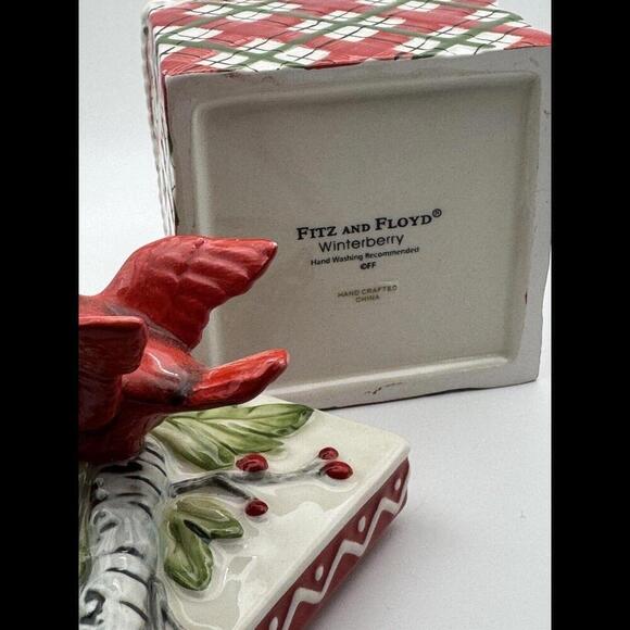 FITZ AND FLOYD Christmas "Winterberry" Plaid W/Cardinal Lidded Trinket Box - Picture 7 of 8